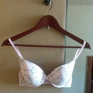 PINK Victoria's Secret bra